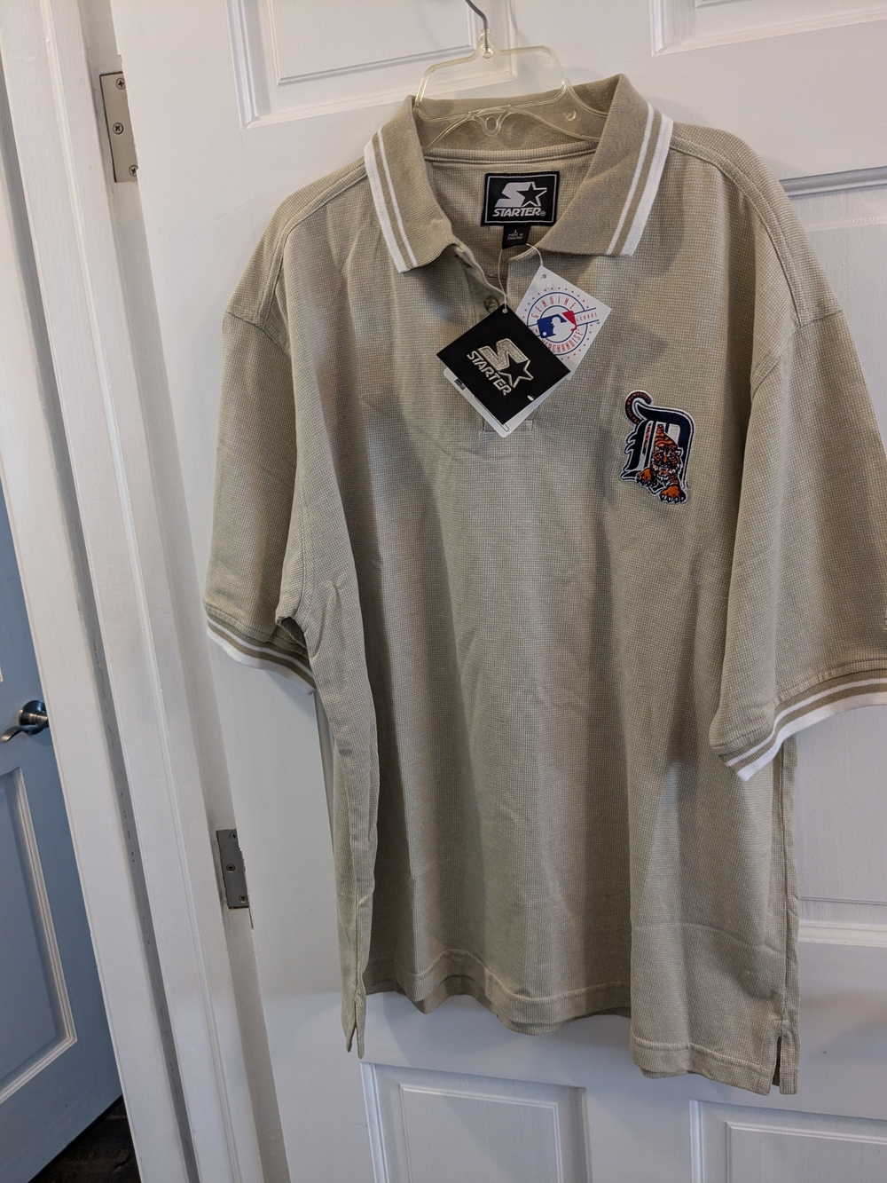 STARTER Beige Detroit Tigers Polo with Embroidered D Logo